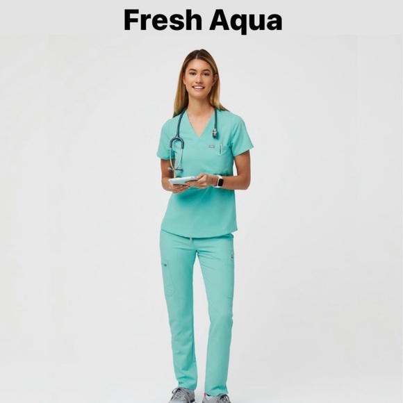 Figs Fresh Aqua Large Regular Zamora Joggers. - Picture 5 of 5